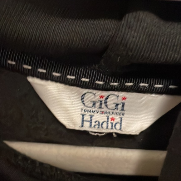 NWOT Tommy Hilfiger Collaboration With Gigi Hadid Small Hoodie Dress. 🖤💕 - Picture 3 of 4
